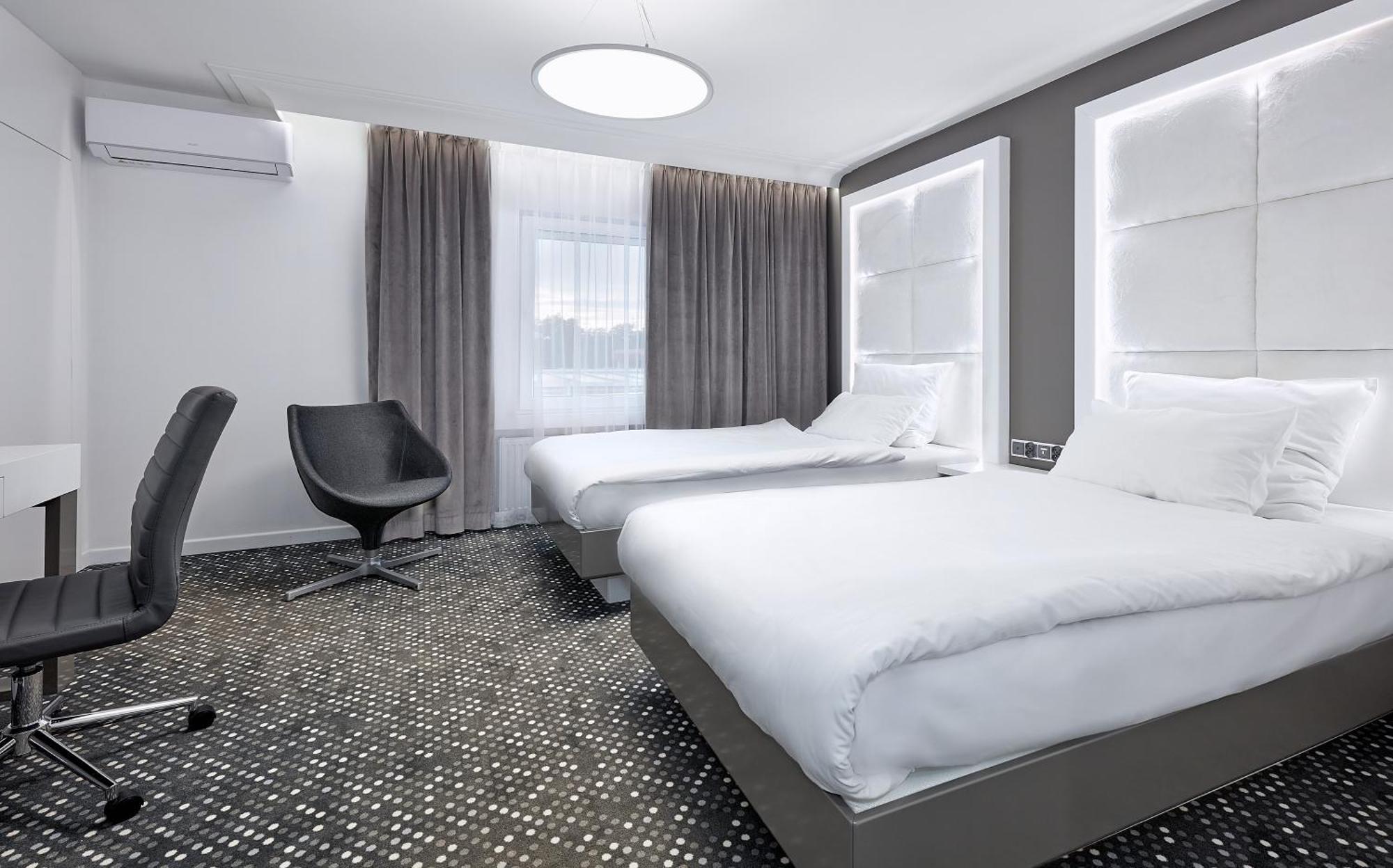 Hotel Maria Debno Polskie Εξωτερικό φωτογραφία
